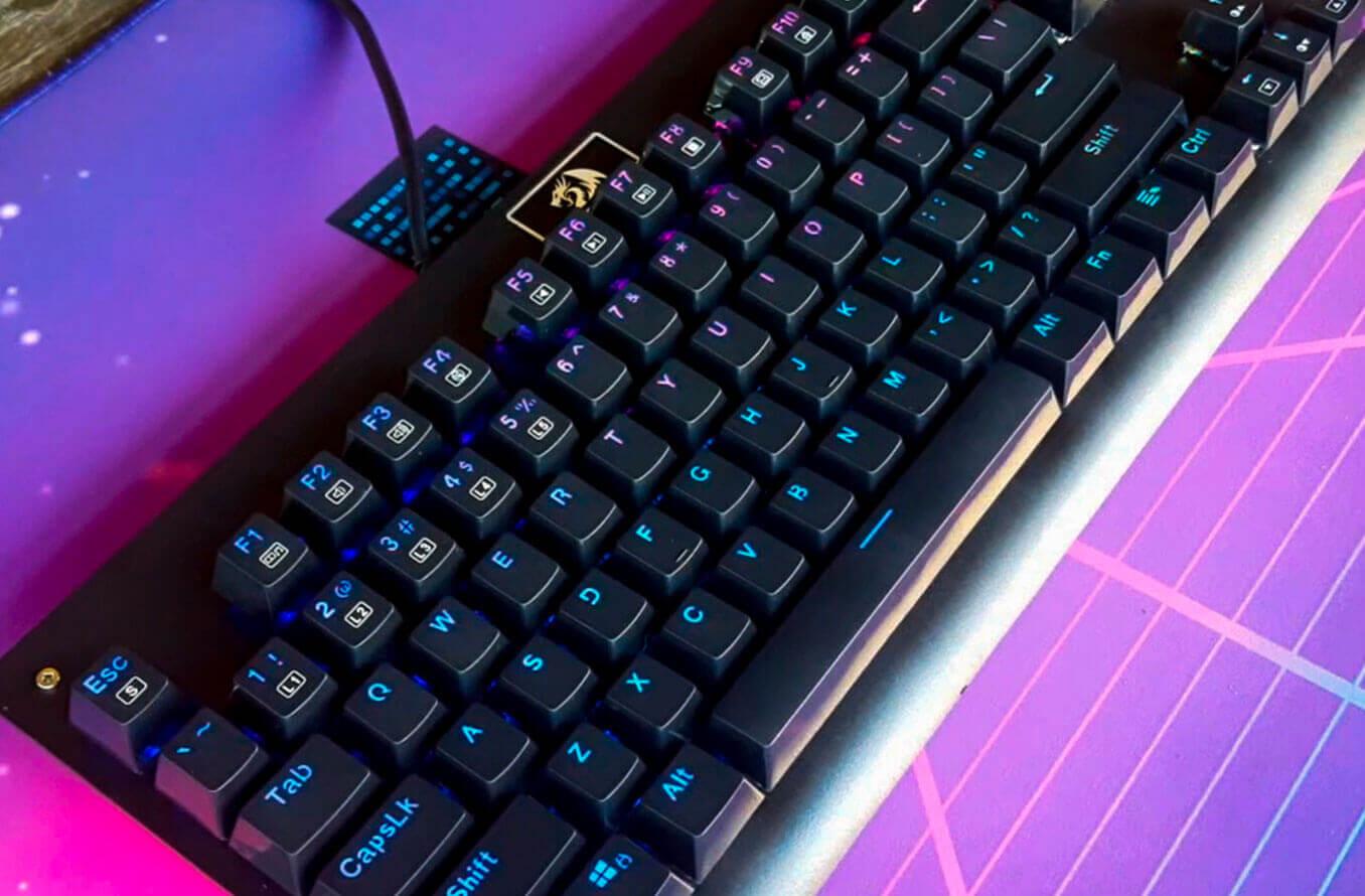 Redragon K568 RGB Dark Avenger Mechanical Gaming Keyboard - GameStop Pakistan