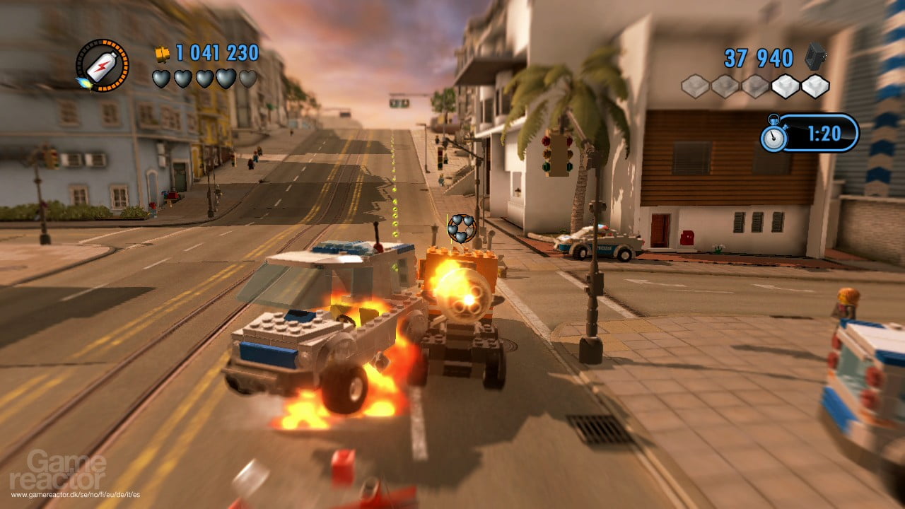 LEGO City Undercover Xbox One - GameStop Pakistan