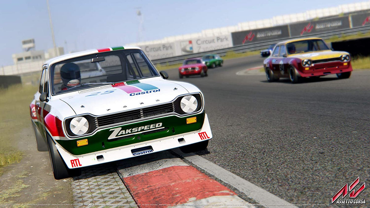 Racing cars in vintage style with white, green, and red paint racing on a track, showcasing Assetto Corsa PS4 gameplay.