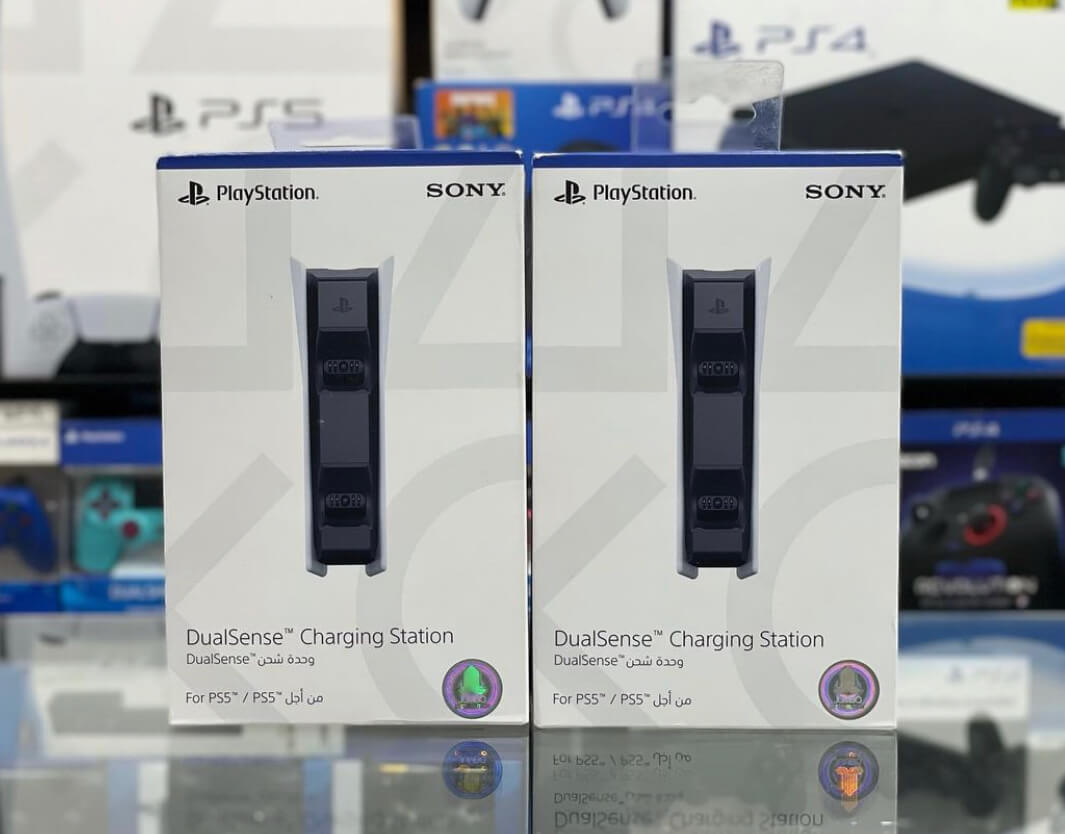 Playstation 5 DualSense Charging Station - GameStop Pakistan