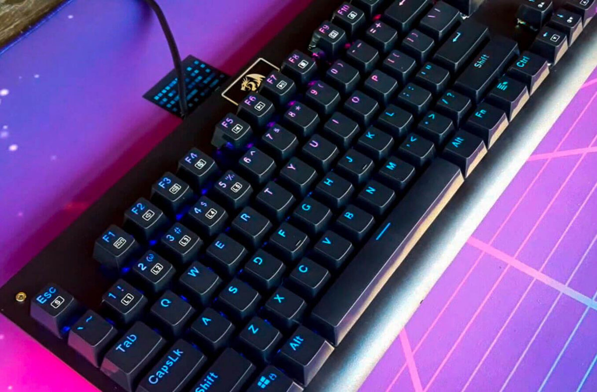 K568 Redragon K568 RGB Dark Avenger Mechanical Gaming Keyboard – GameStop ...